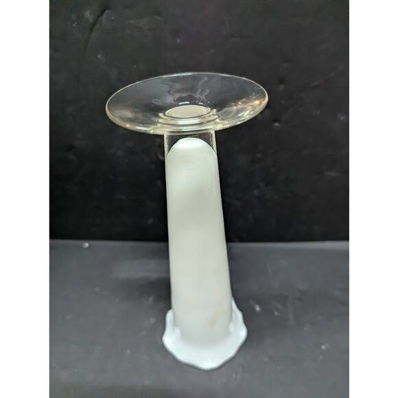 Vintage white frosted Tulip vase ruffle edge tapered clear foot 8" tall Fluted - Picture 6 of 8